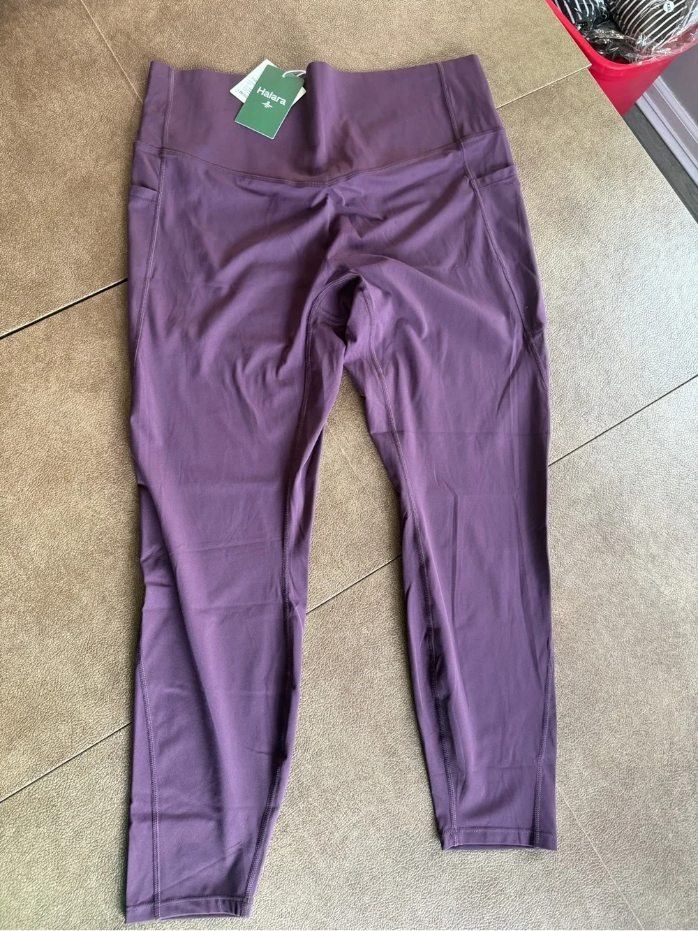 HALARA purple active